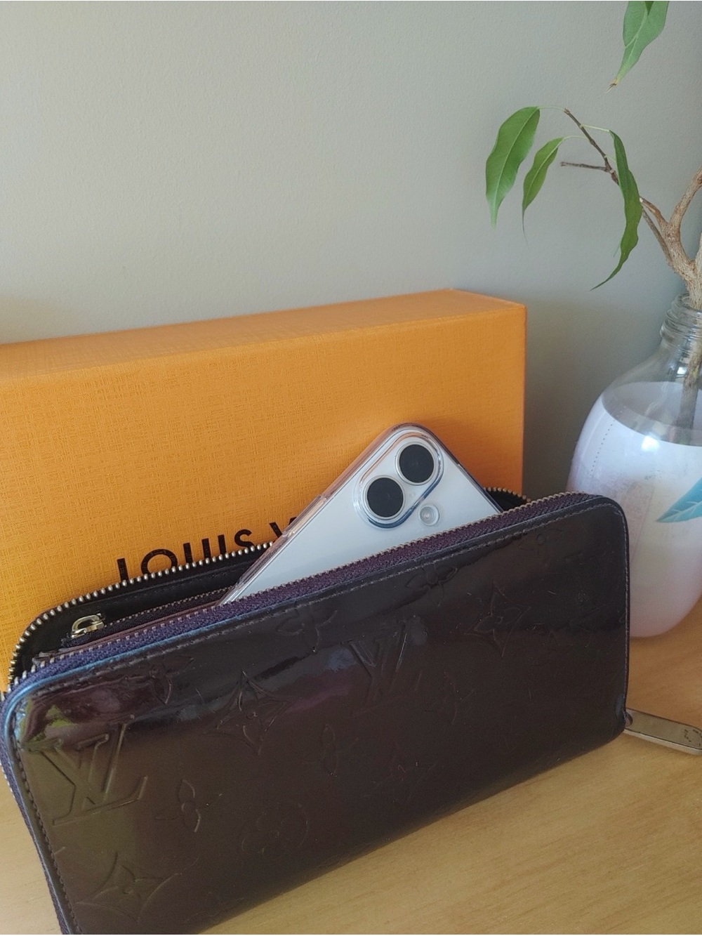 LOUIS VUITTON Monogram Vernis Zippy Long Wallet - AUTHENTIC